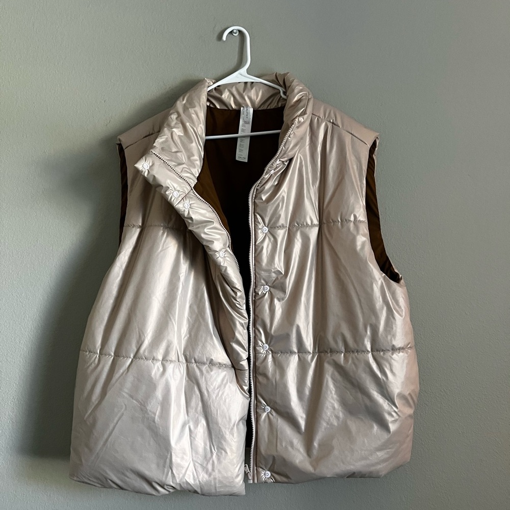 Fabletics Oversized Puffer Vest metallic natural blush/rose‎ gold size XXL/1X